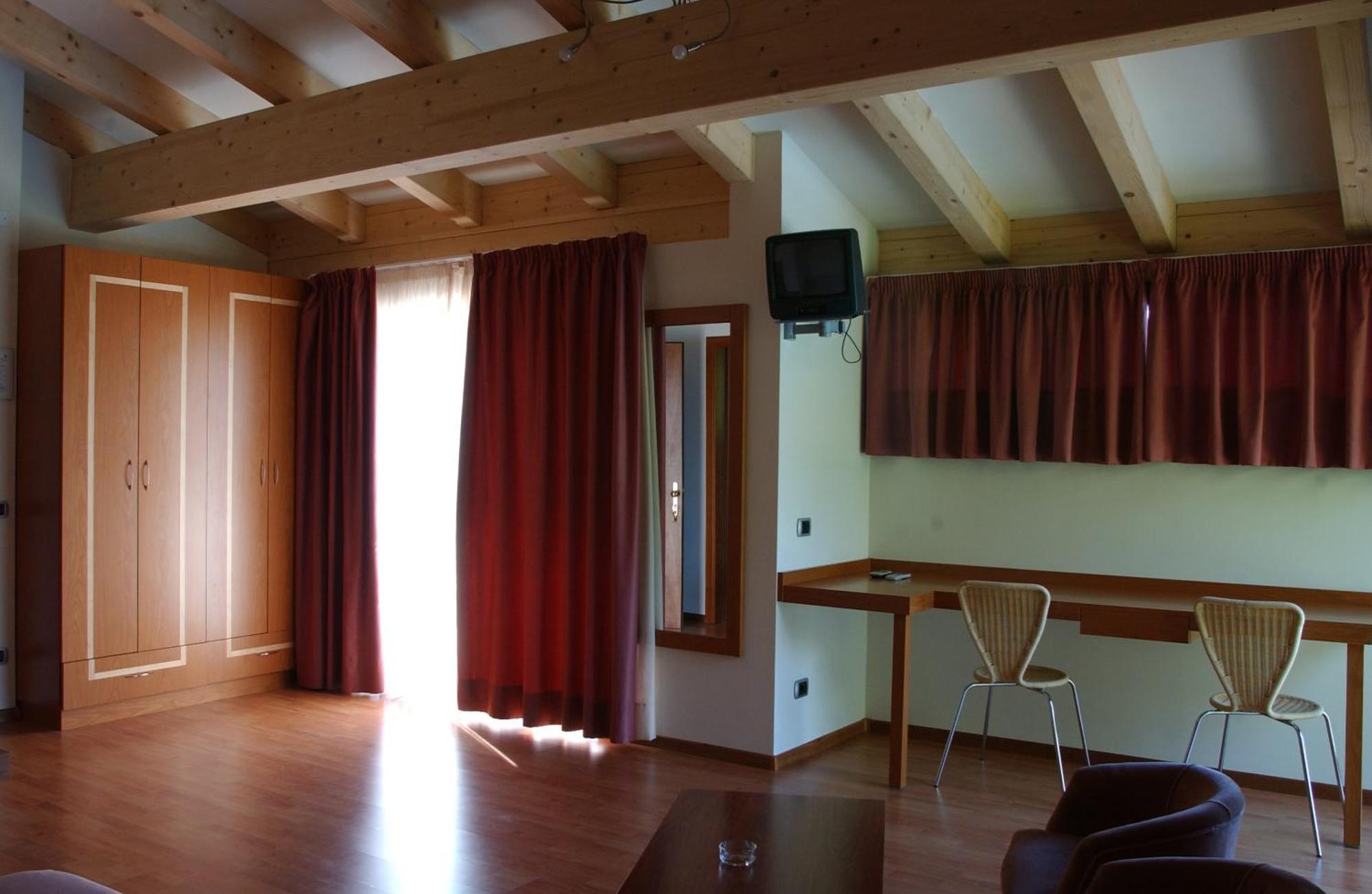 Piccolo Hotel Malcesine Exteriör bild